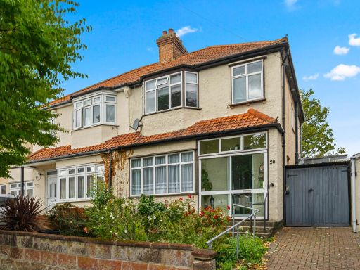 Similar property image