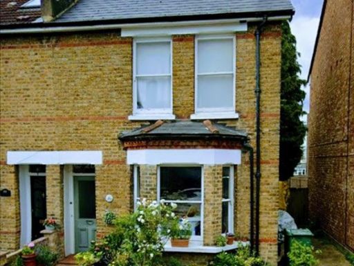 Similar property image