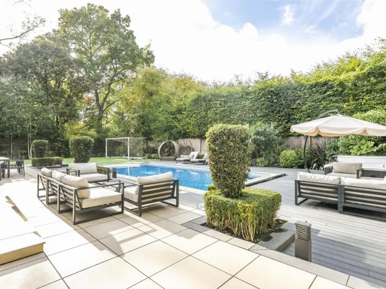 property Compatible Images}