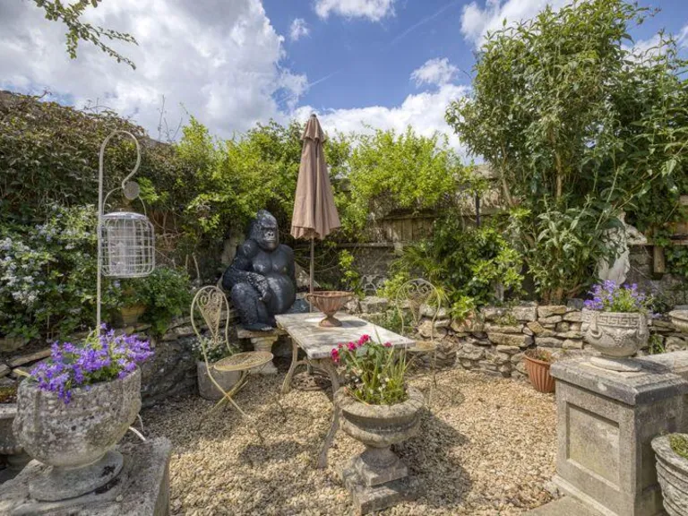 property Compatible Images}