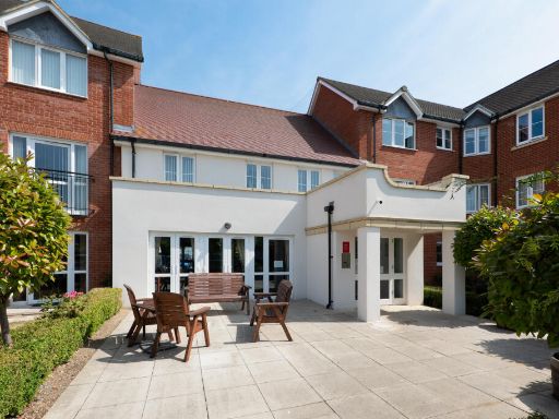 Similar property image