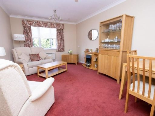 Similar property image