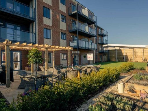 Similar property image