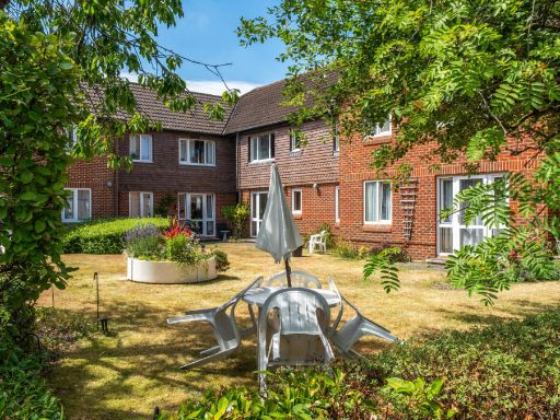 Similar property image