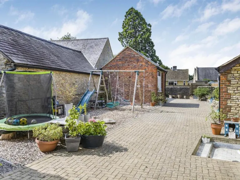 property Compatible Images}