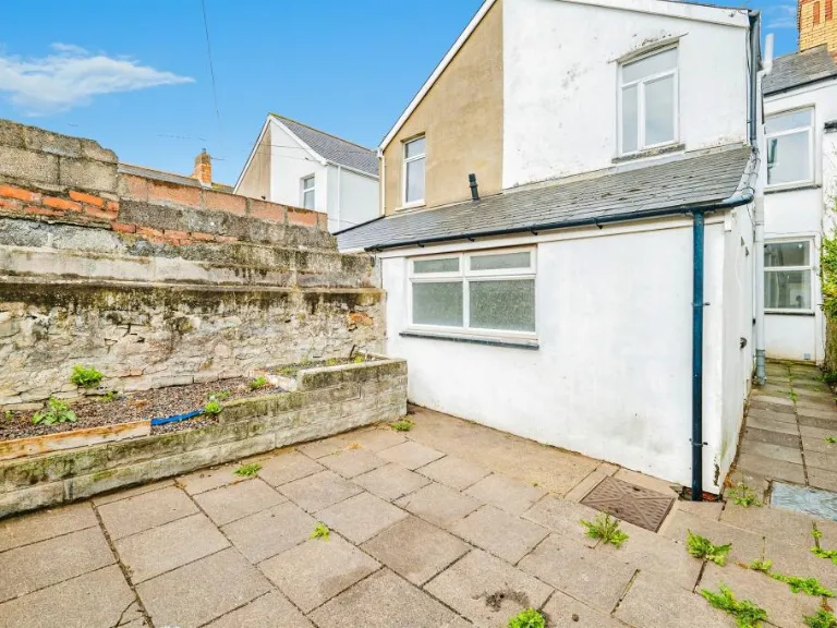 property Compatible Images}