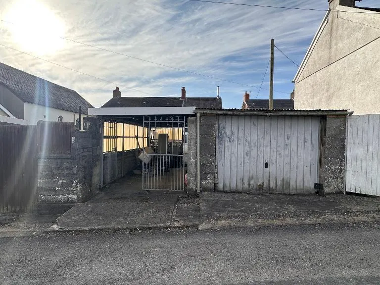 property Compatible Images}