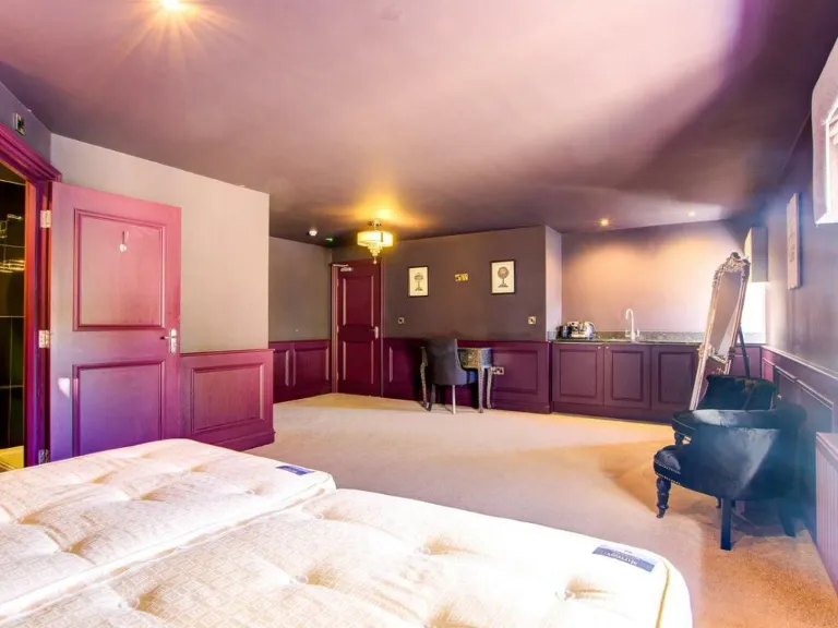 property Compatible Images}