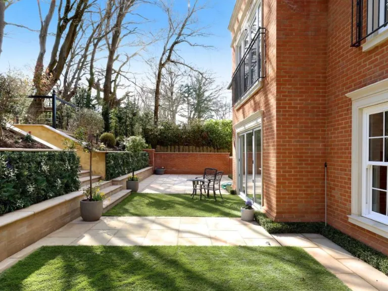 property Compatible Images}
