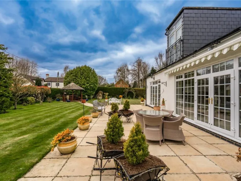 property Compatible Images}