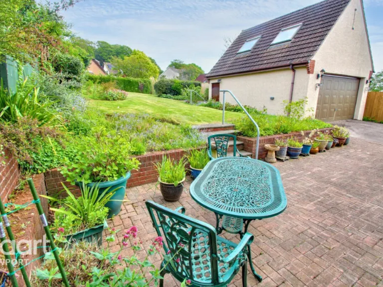 property Compatible Images}