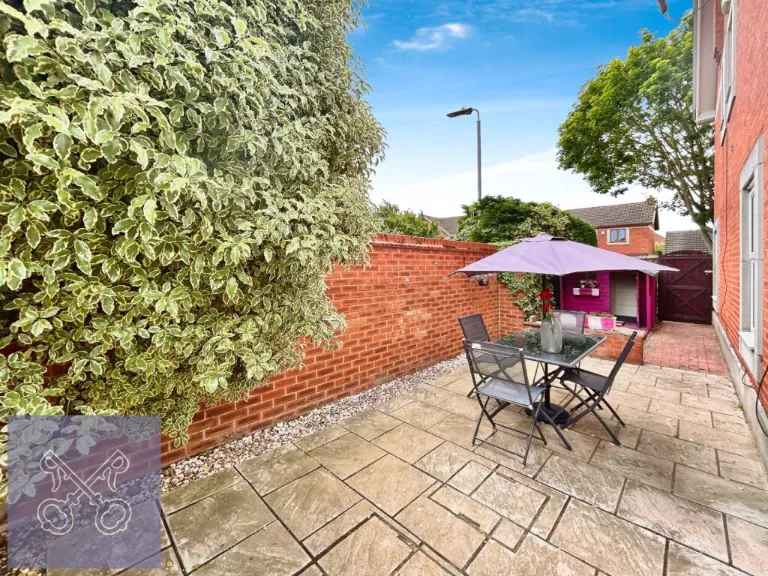 property Compatible Images}