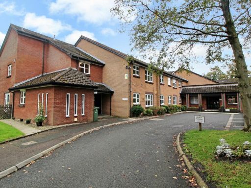 Similar property image