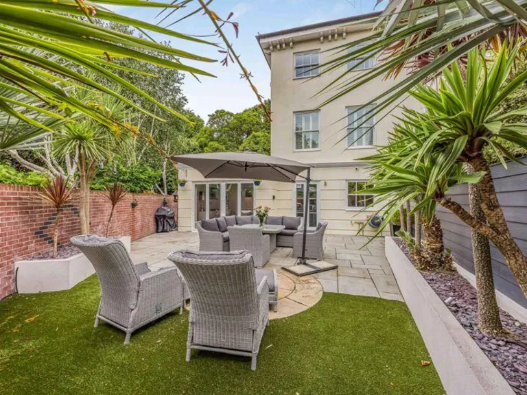 property Compatible Images}