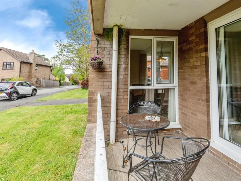 property Compatible Images}