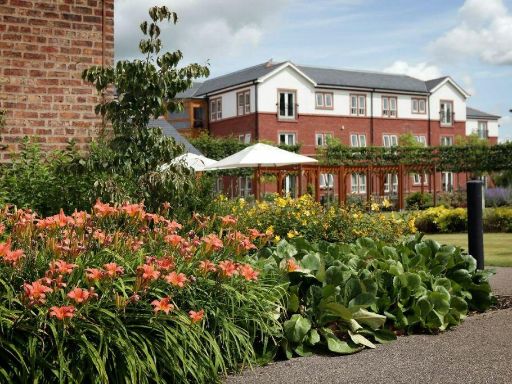 Similar property image