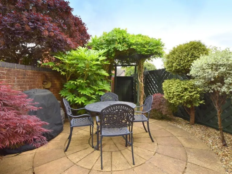 property Compatible Images}