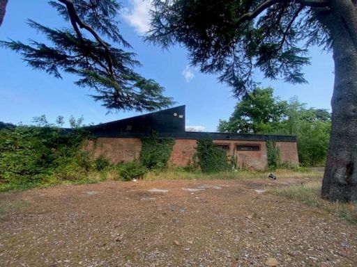 Similar property image