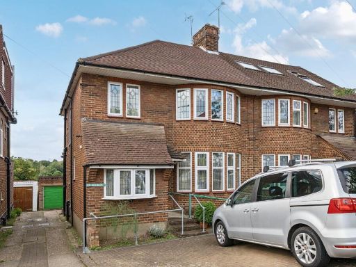 Similar property image