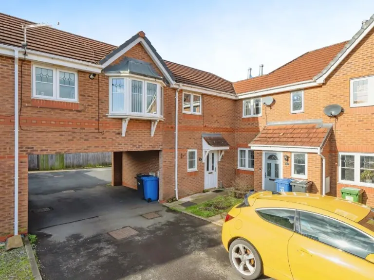 property Compatible Images}