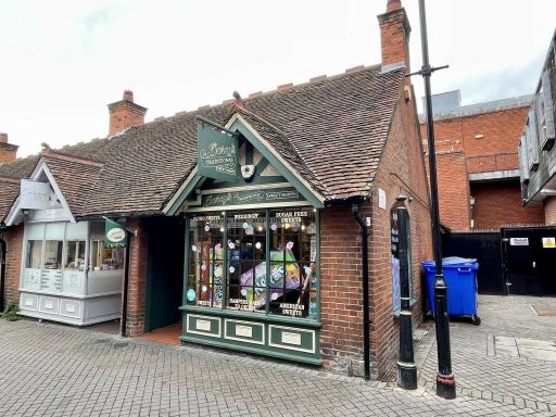 Similar property image