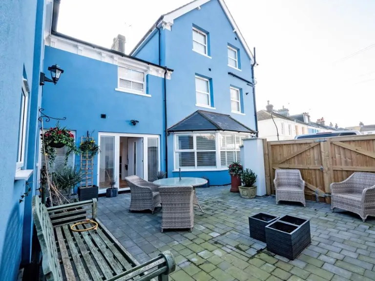 property Compatible Images}