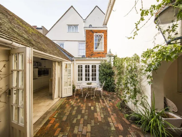 property Compatible Images}