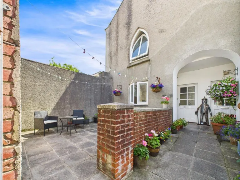 property Compatible Images}