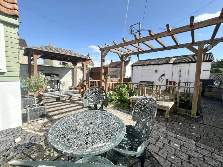 property Compatible Images}