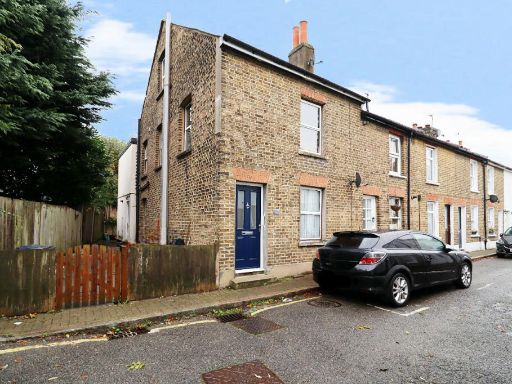 Similar property image