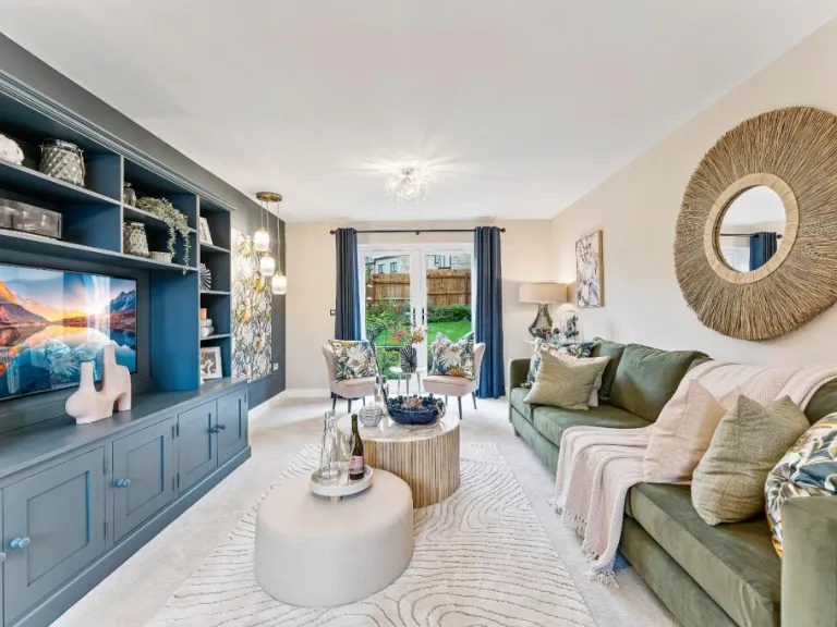 property Compatible Images}