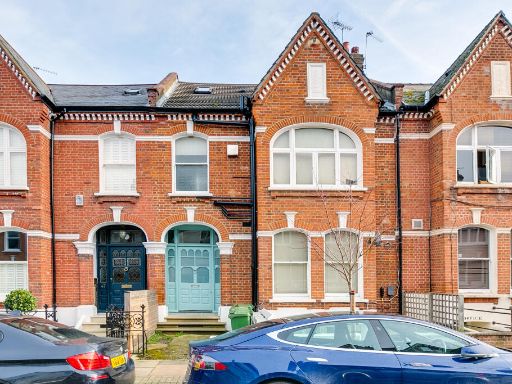 Similar property image