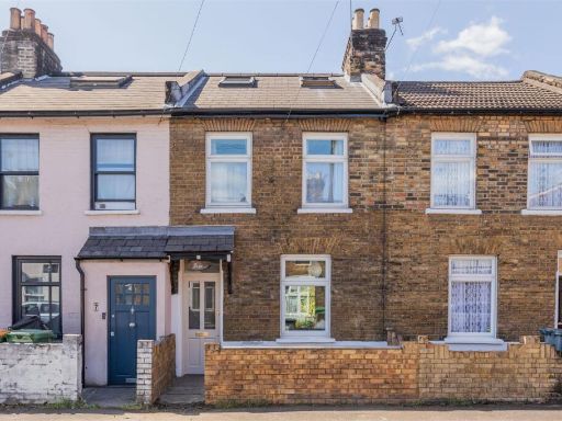 Similar property image