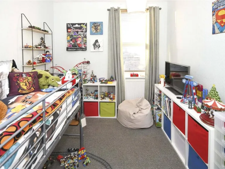 property Compatible Images}