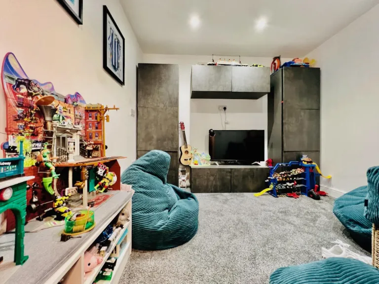 property Compatible Images}