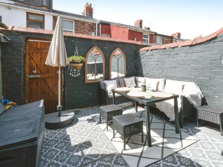 property Compatible Images}