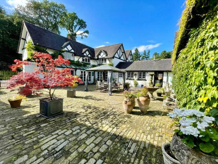 property Compatible Images}