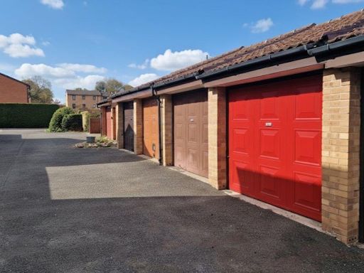 Similar property image