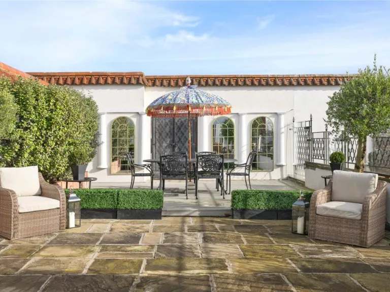 property Compatible Images}