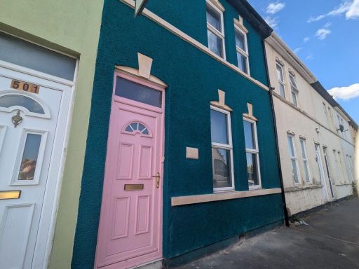 Similar property image
