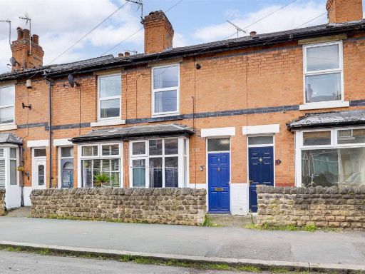 Similar property image