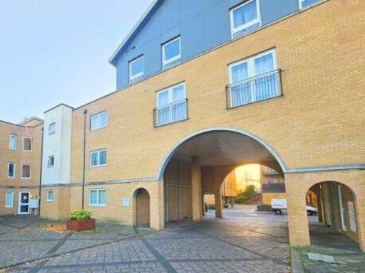 Similar property image