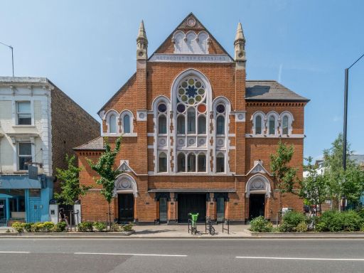 Similar property image