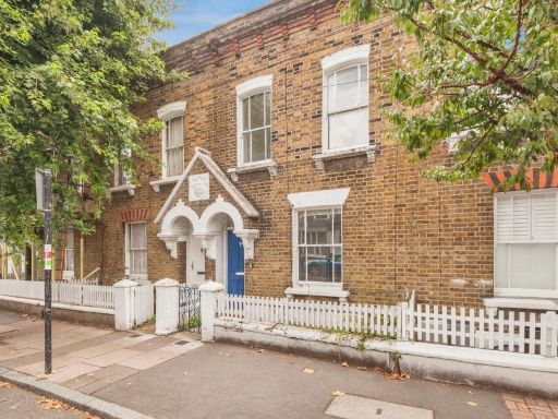 Similar property image