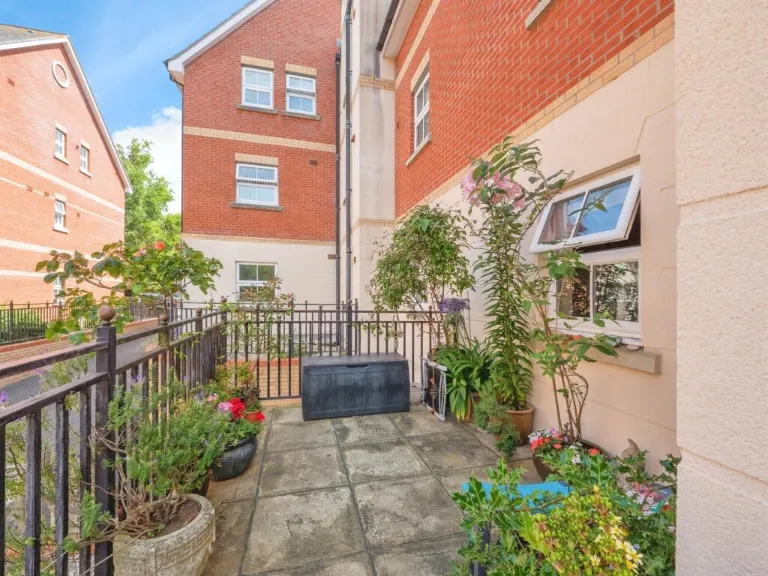 property Compatible Images}