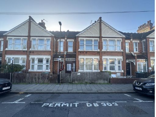 Similar property image