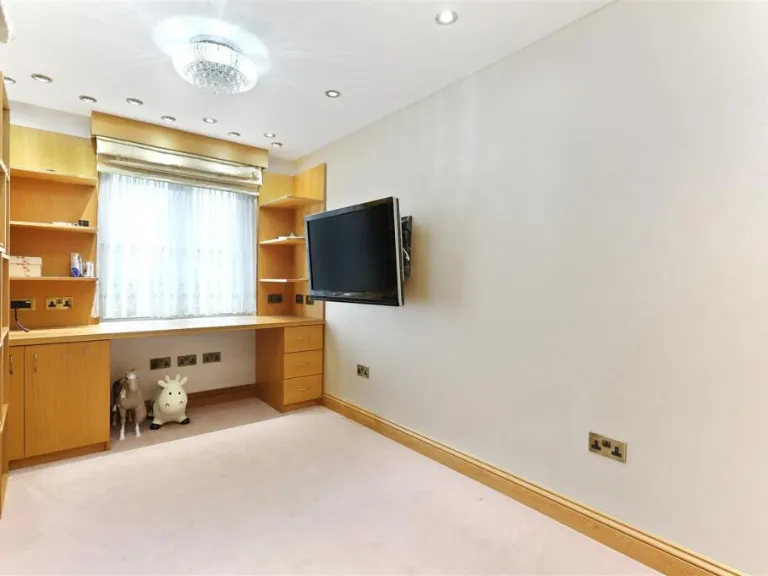 property Compatible Images}