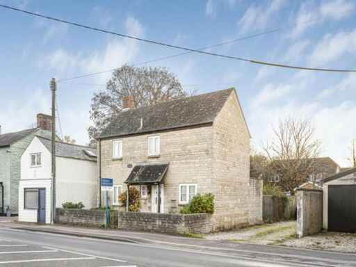 Similar property image