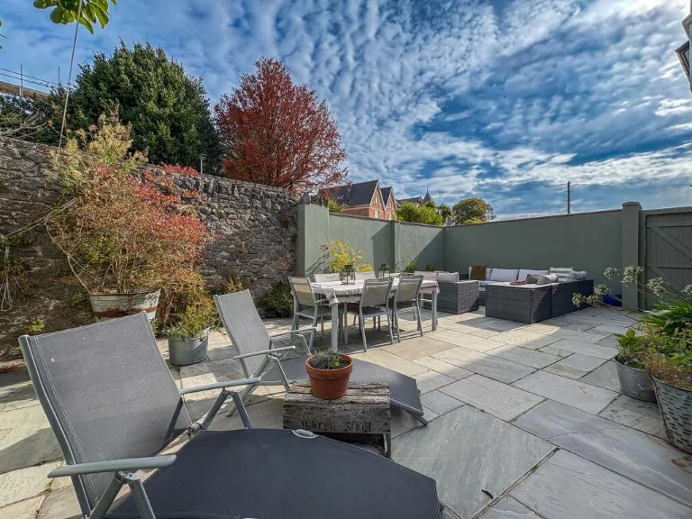 property Compatible Images}
