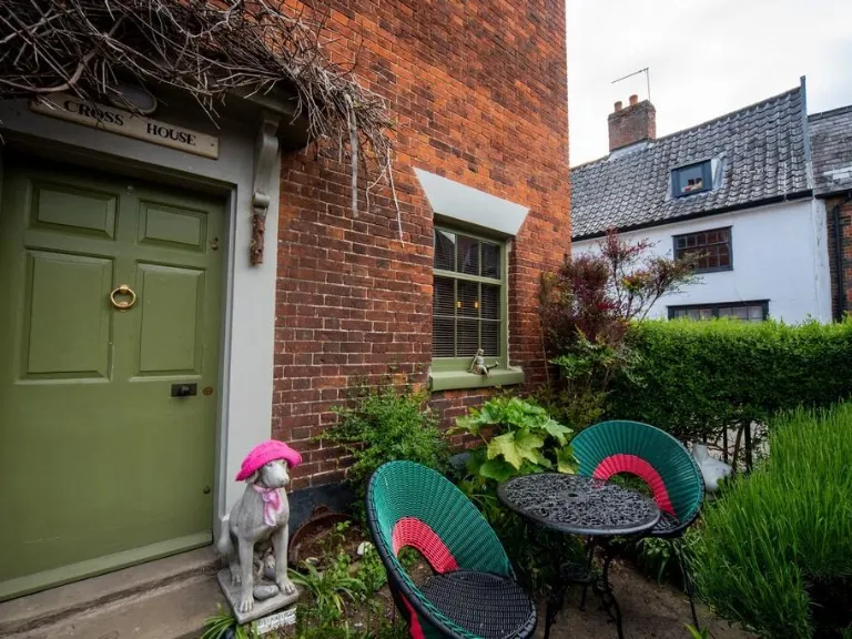 property Compatible Images}